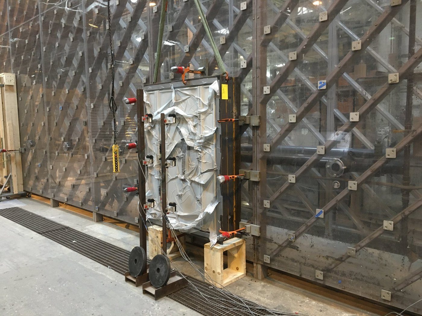 Project-specific panels structurally loaded in testing