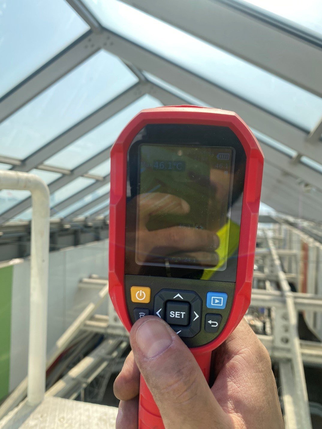 Thermal imaging of an existing façade