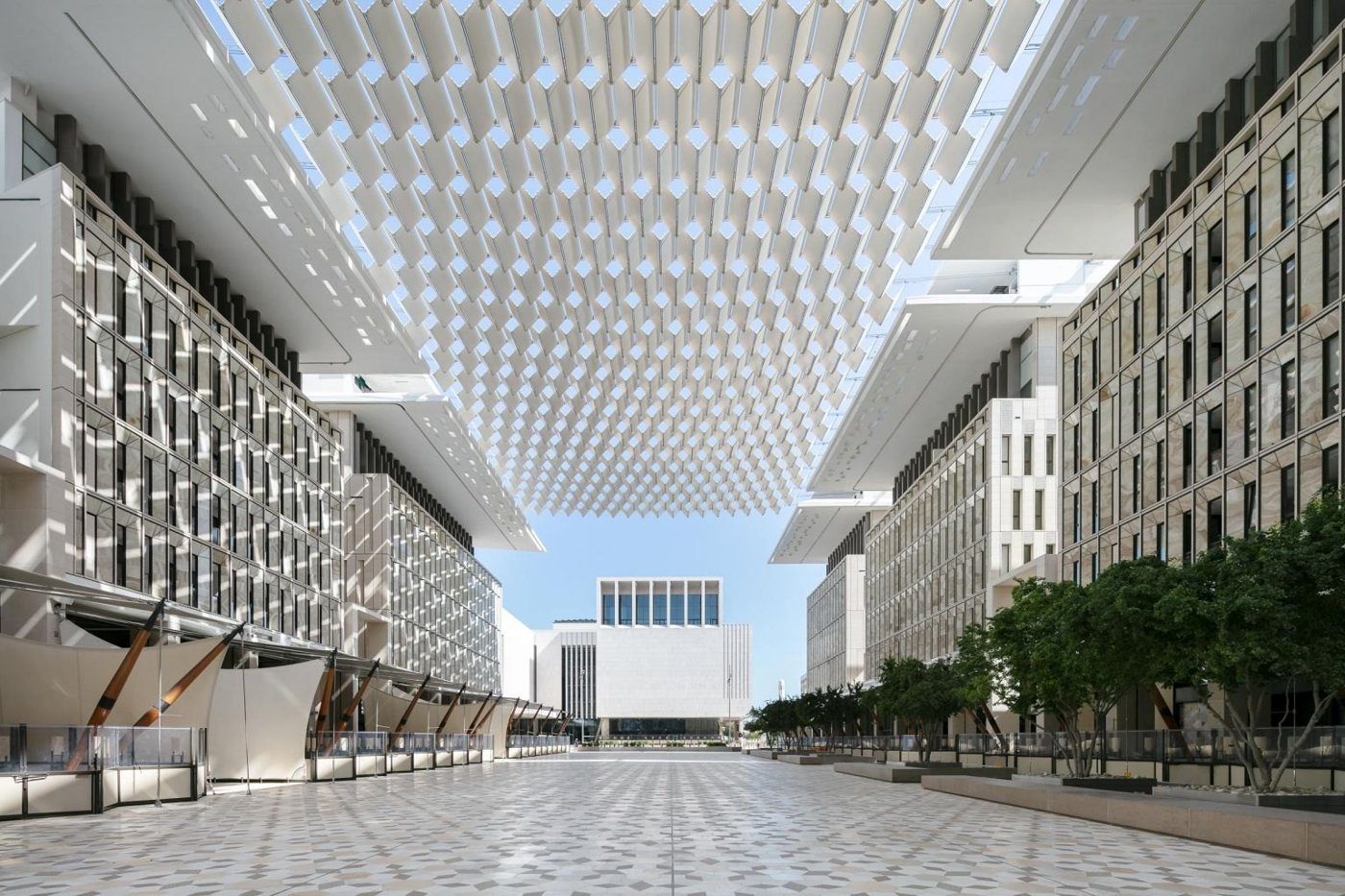 Kinetic roof