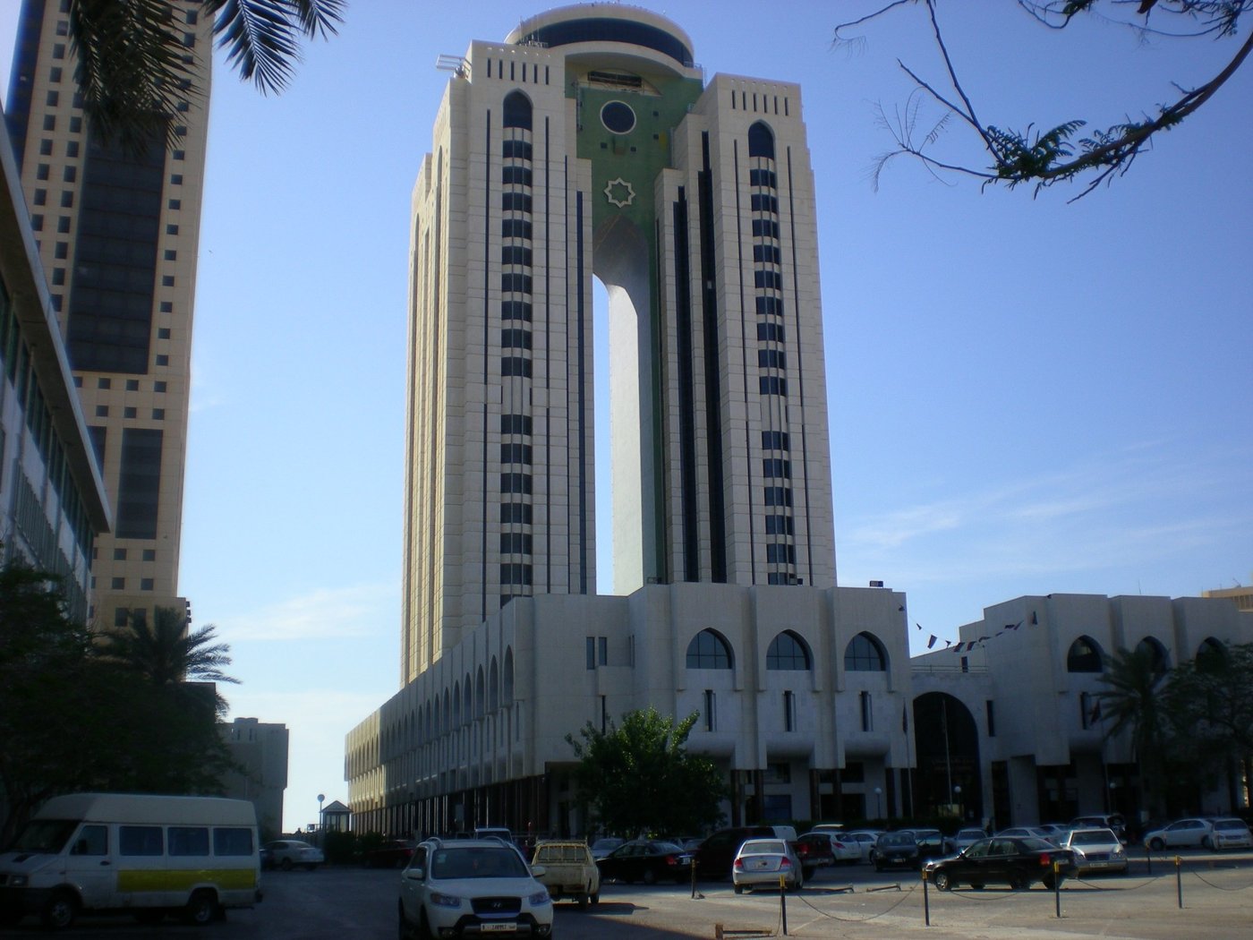 Tripoli Tower cephe uygulaması