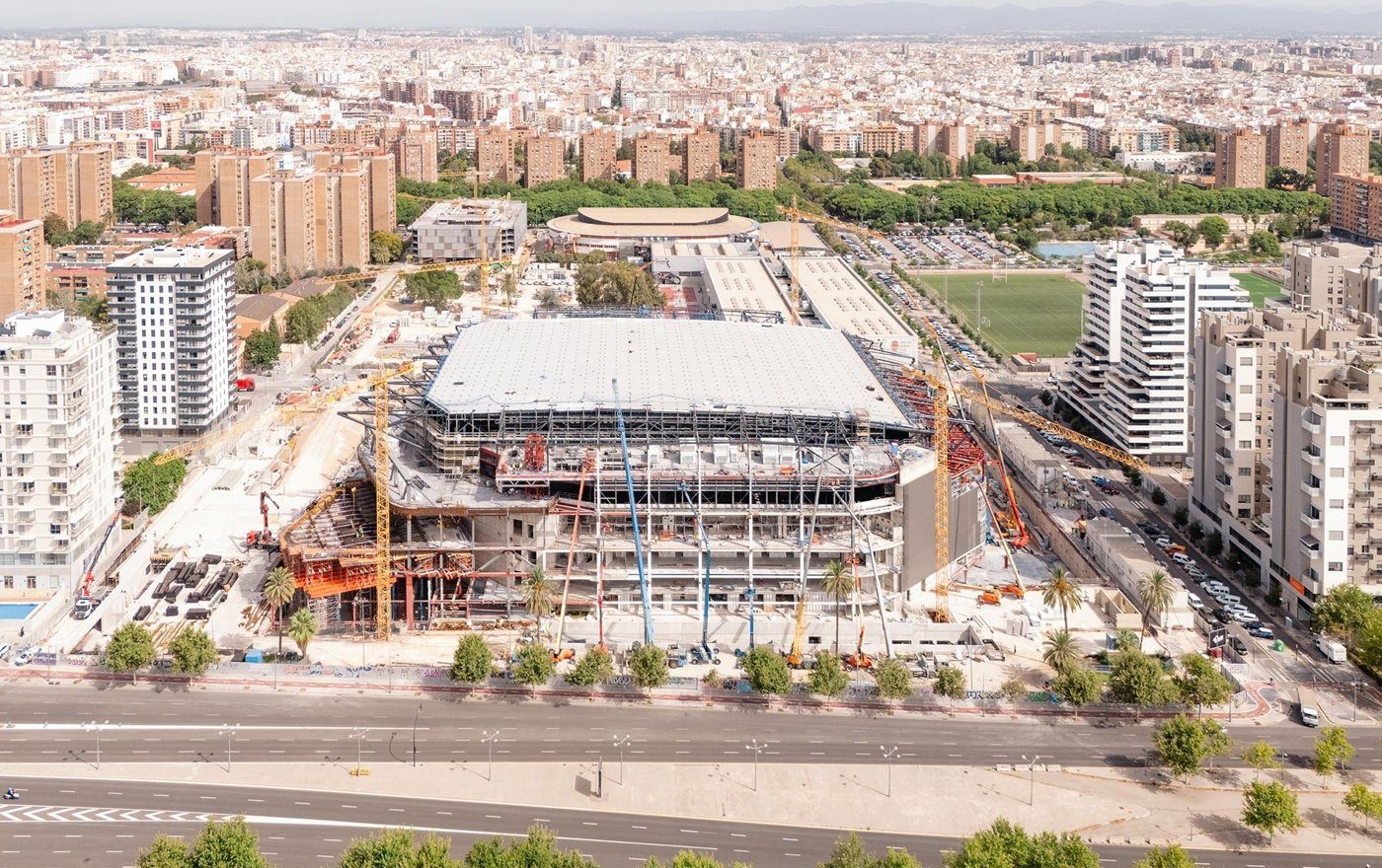 El montaje convierte la geometría en realidad