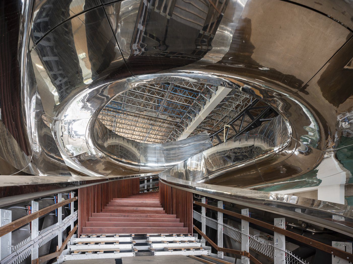 Stainless-steel underside