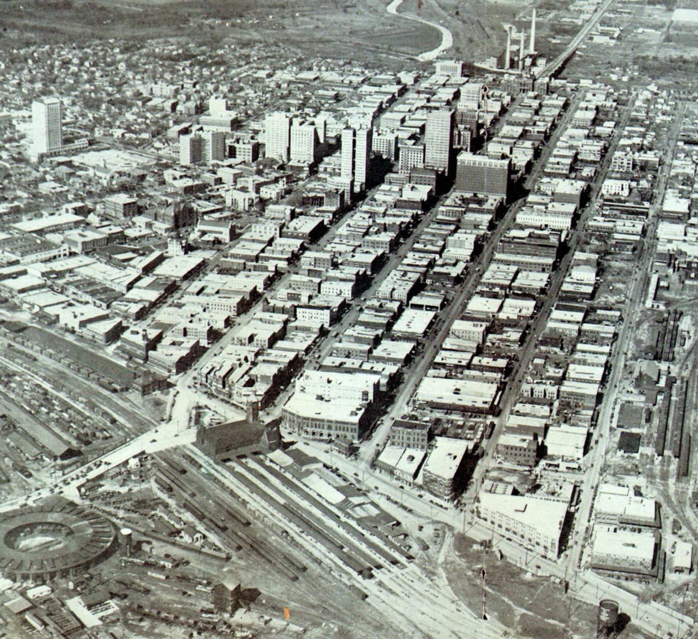 Hell's Half Acre, before any of it. Hale showed a 200 by 200 foot block grid running from T&P station at the south up to the courthouse at the north end of Main Street.