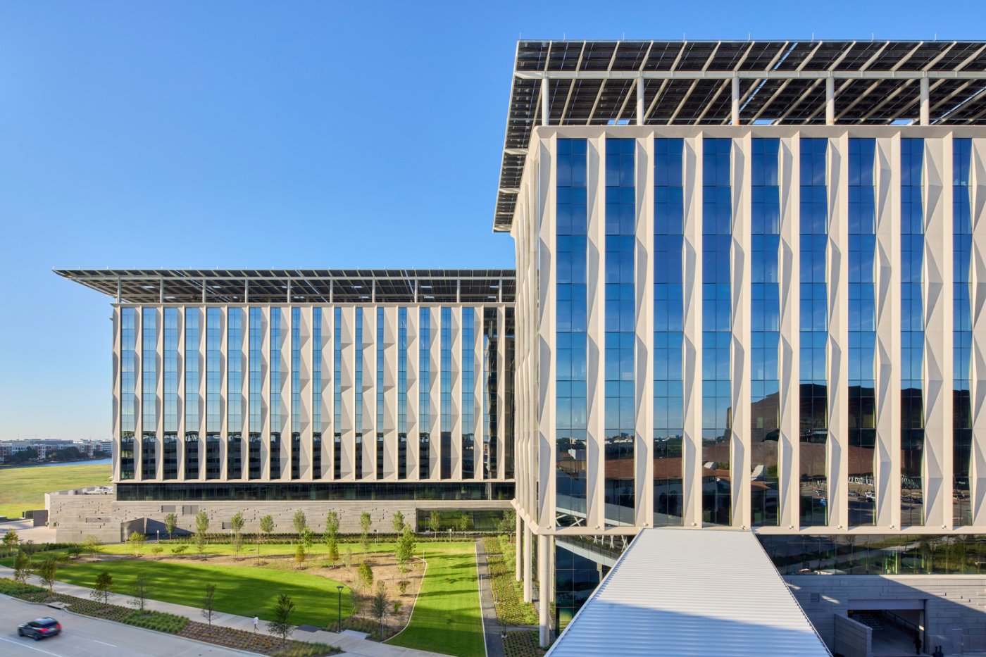 The soffit and the top fin. Chris Davis said this as its the Wells Fargo Campus in Dallas. A Corgan project.