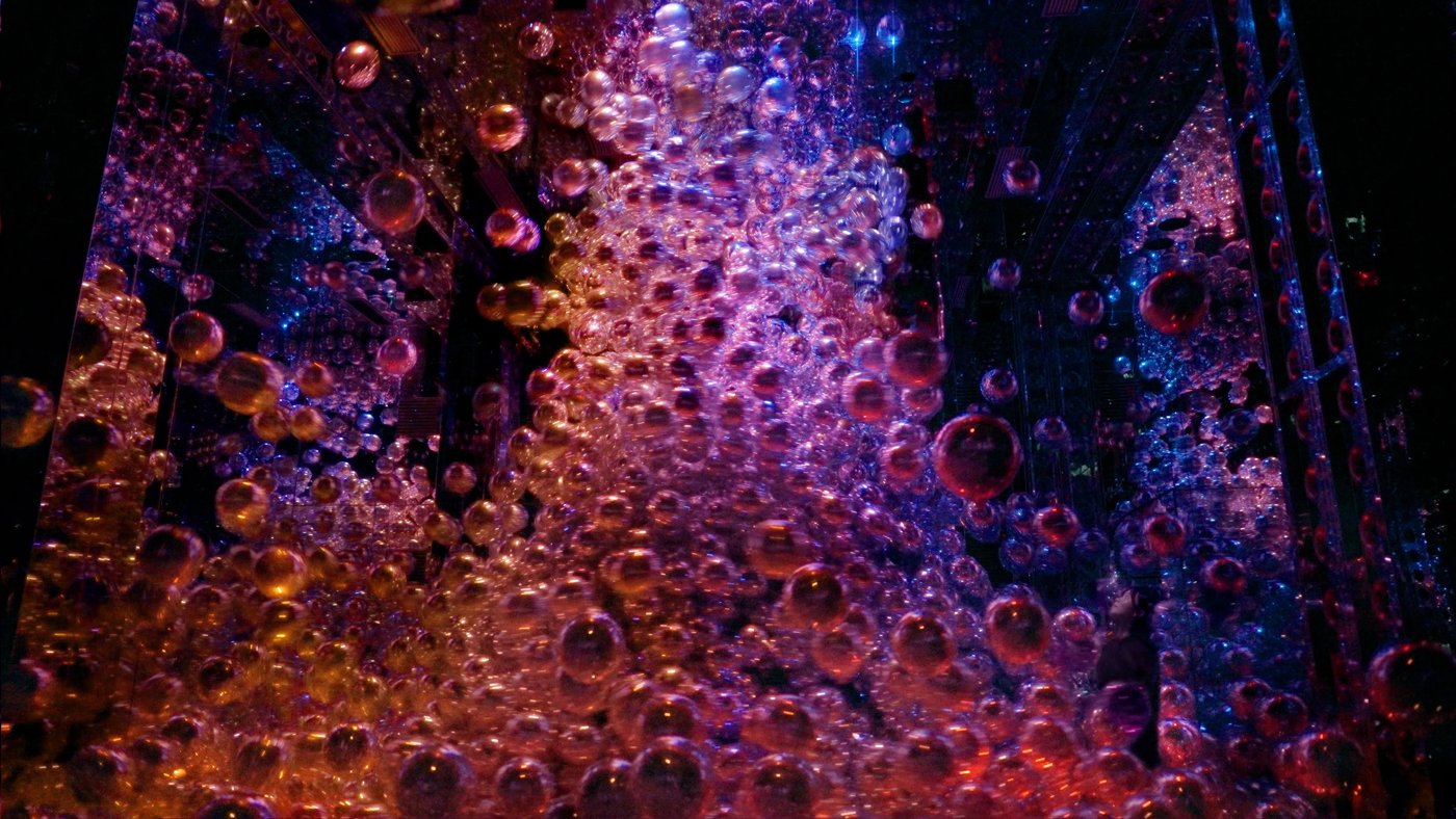 Immersive art interior