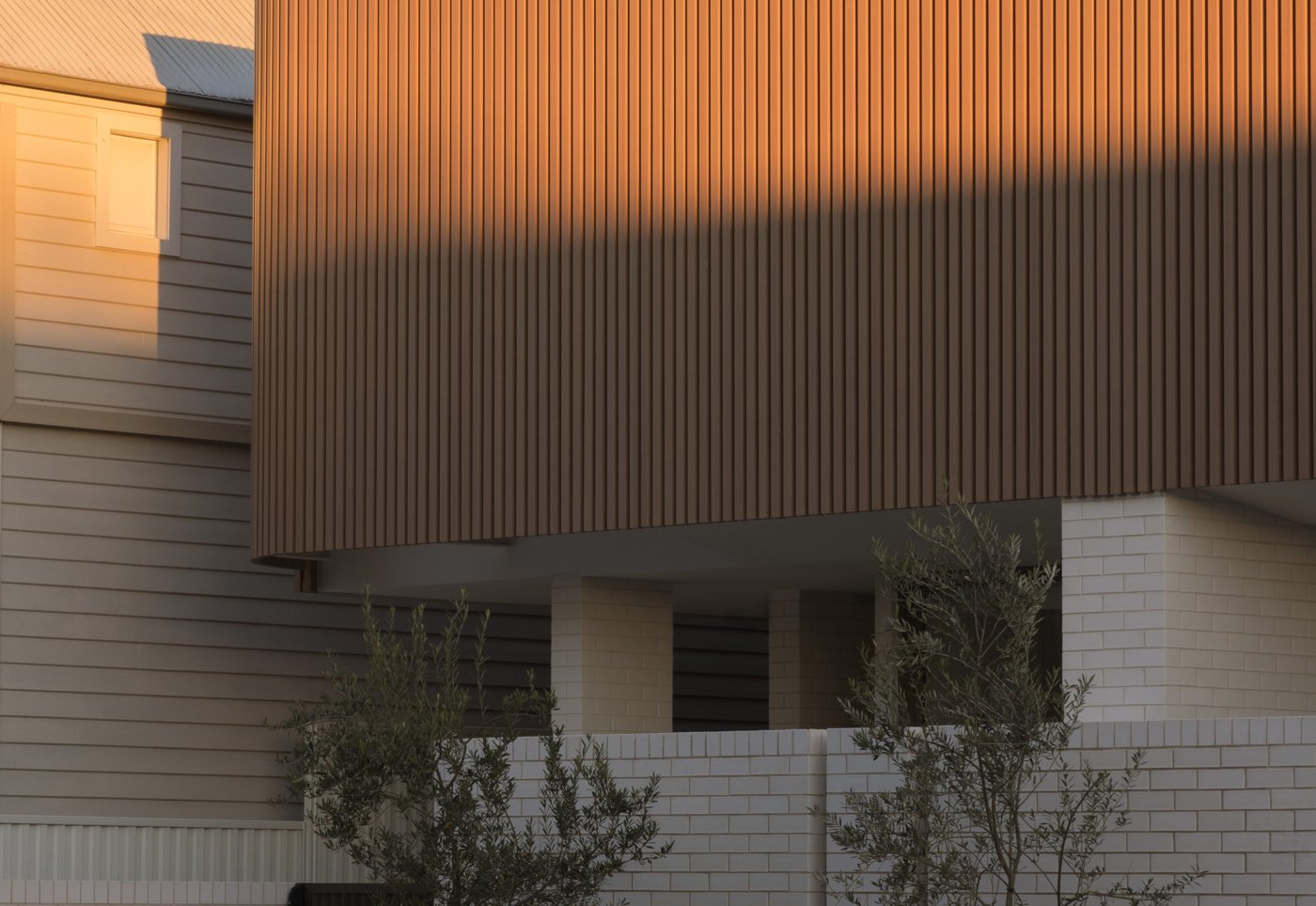 Timber-look battens