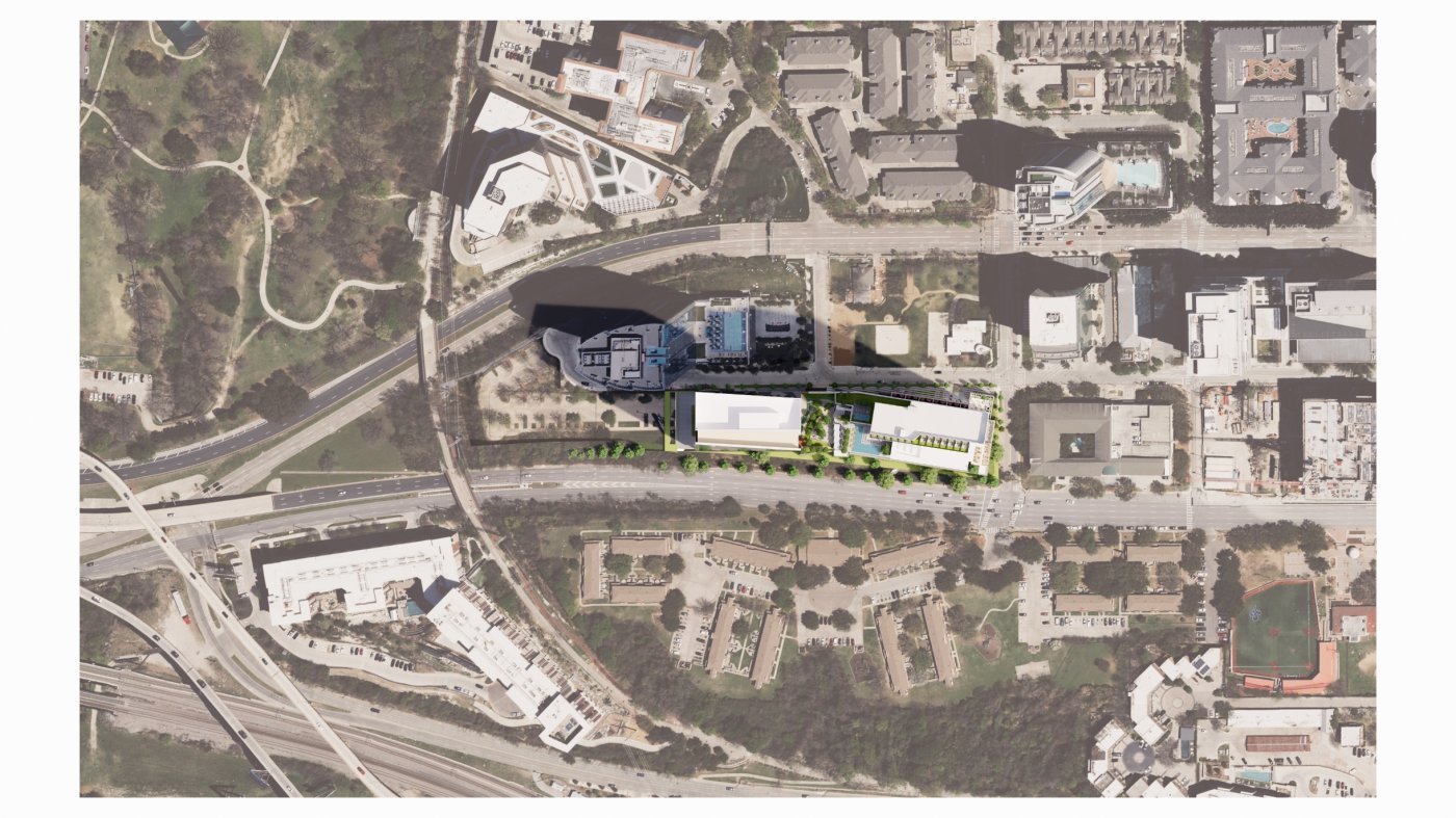 A site like a battleship. Bennett described a plot over 900 feet long and only about 130 feet wide, which had to carry two towers and a podium.