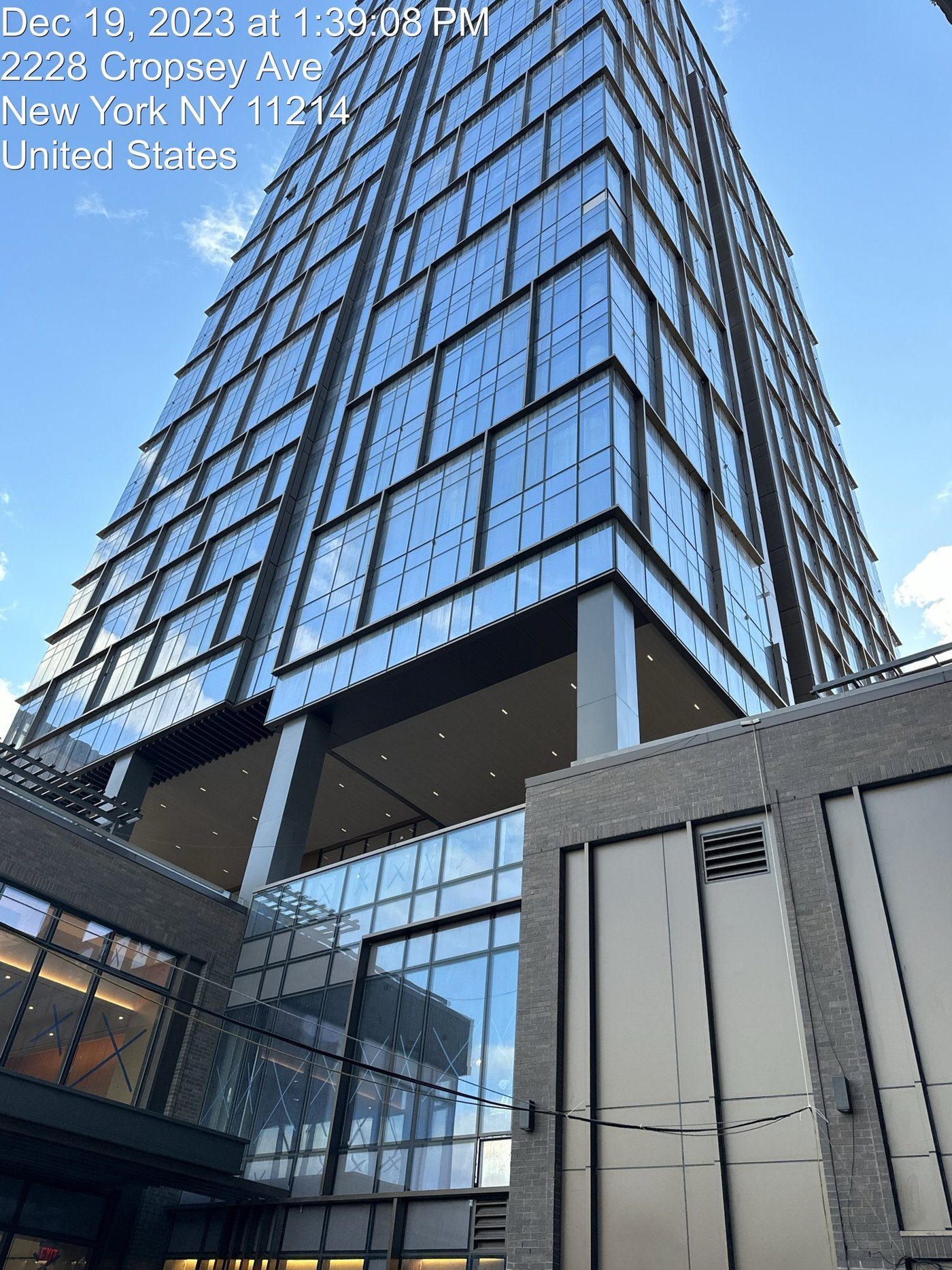 The completed Cropsey façade with its optimised fin strategy